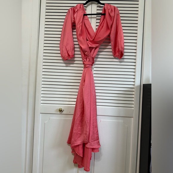 NWT NASTY GAL Cowl Back Satin Wrap Maxi Dress in coral - Picture 5 of 9